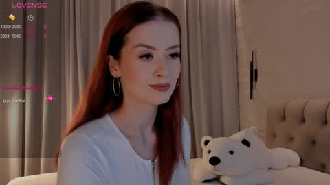 Snapshot of emelilove chatting on November 7, 2025, 5:29 am Emeli online show from November 7, 2025, 5:29 am