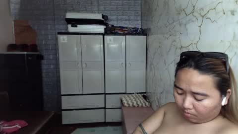 Emely online show from July 14, 2026, 10:21 am