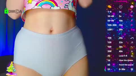 Snapshot of emelycrystal chatting on February 7, 2025, 8:11 am Emely online show from February 7, 2025, 8:11 am