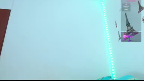 Snapshot of emelyross_ chatting on February 14, 2026, 10:17 pm emely ross online show from February 14, 2026, 10:17 pm