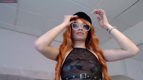 Danna online show from February 22, 2026, 4:13 am