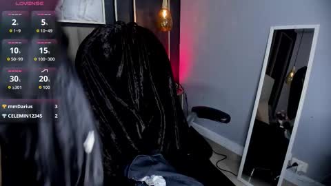 Esmeralda online show from October 25, 2025, 1:13 am