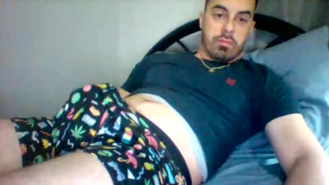 Snapshot of emgee88 chatting on February 5, 2026, 9:52 pm emgee88 online show from February 5, 2026, 9:52 pm