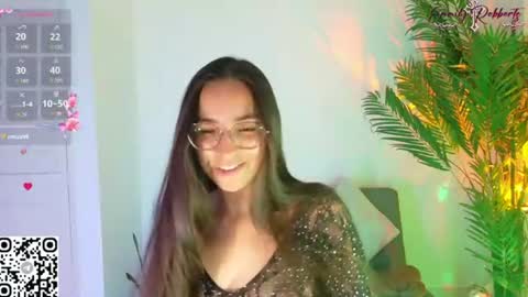 Emmily Roberts online show from July 14, 2026, 10:48 pm