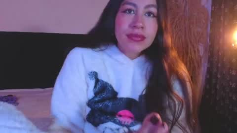Snapshot of emigomez_ chatting on July 17, 2026, 11:06 am Emilia Gomez online show from July 17, 2026, 11:06 am