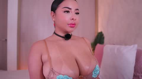    online show from October 16, 2025, 7:26 pm