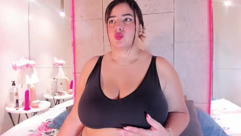 Snapshot of emiilygrace_ chatting on March 4, 2026, 11:27 am Emiily Grace online show from March 4, 2026, 11:27 am