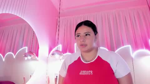 Snapshot of emiilygrace_ chatting on June 13, 2026, 11:30 am Emiily Grace online show from June 13, 2026, 11:30 am