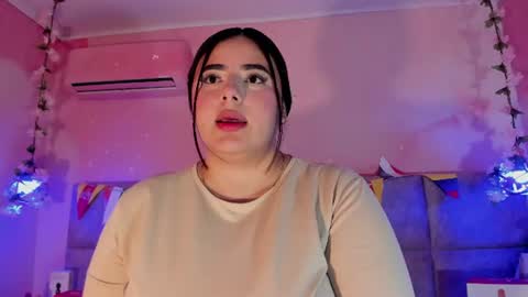 Snapshot of emiilygrace_ chatting on July 5, 2026, 11:39 am Emiily Grace online show from July 5, 2026, 11:39 am