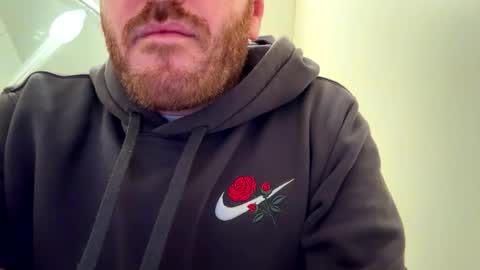 emil2894 online show from February 4, 2026, 9:09 pm