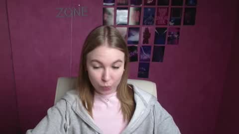 Emilia online show from March 13, 2026, 6:42 am