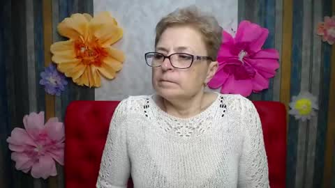Snapshot of emiliagree chatting on May 23, 2026, 6:12 pm EmiliaGree online show from May 23, 2026, 6:12 pm