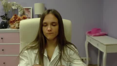 Emilly online show from January 23, 2025, 10:54 am