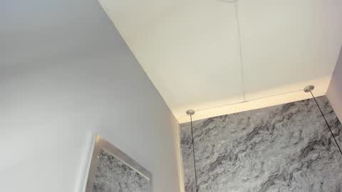 Snapshot of emilly_mell chatting on October 31, 2025, 11:22 am emilly_mell online show from October 31, 2025, 11:22 am