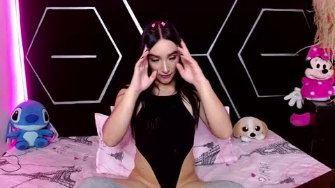 emillystonex online show from June 4, 2026, 6:36 pm