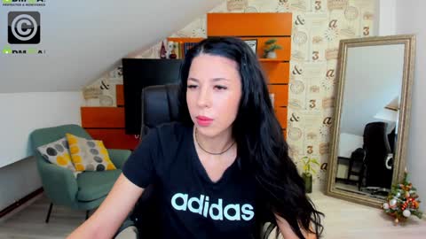 Snapshot of emillytaylor chatting on December 30, 2024, 4:31 am EmillyTaylor online show from December 30, 2024, 4:31 am