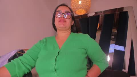 Emily  online show from January 28, 2025, 6:07 pm