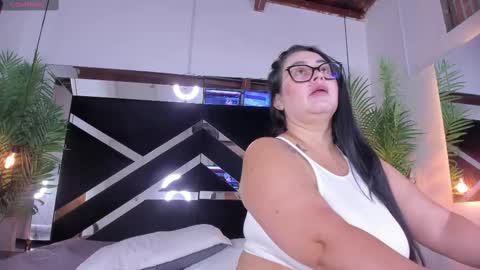 Emily  online show from March 6, 2025, 11:03 am