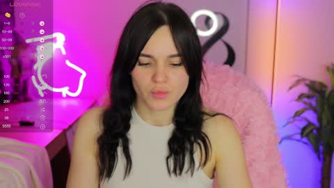 Emily   Cute online show from December 14, 2024, 6:52 pm