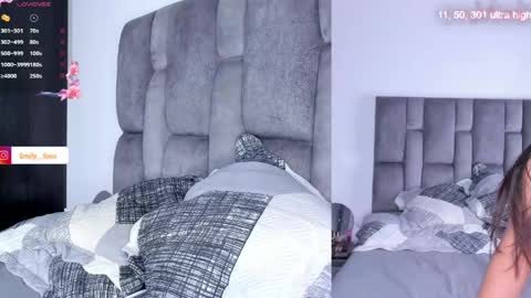 Snapshot of emily___fox chatting on June 5, 2026, 11:16 am Emily online show from June 5, 2026, 11:16 am
