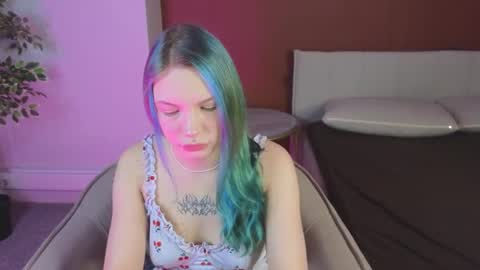 Emily online show from July 14, 2026, 1:19 am