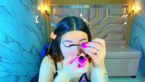 Snapshot of emily__r chatting on January 8, 2026, 12:51 pm Emily online show from January 8, 2026, 12:51 pm