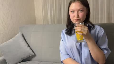 emily online show from April 18, 2026, 10:21 pm