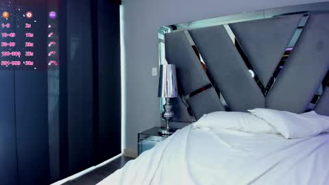 emily_bae online show from January 22, 2025, 6:52 pm