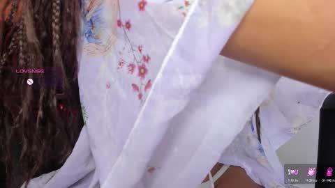 Snapshot of emily_brown04 chatting on October 21, 2025, 12:17 pm emily_brown04 online show from October 21, 2025, 12:17 pm