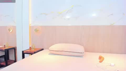 emily online show from December 17, 2025, 7:20 pm