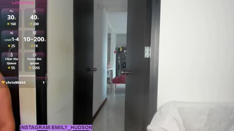 Snapshot of emily_huddson_ chatting on February 23, 2025, 6:56 pm independet model online show from February 23, 2025, 6:56 pm