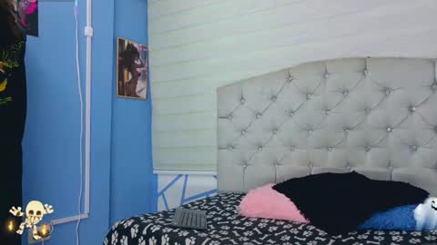 Snapshot of emily_jhons2 chatting on November 2, 2025, 3:47 pm Emily jhon online show from November 2, 2025, 3:47 pm