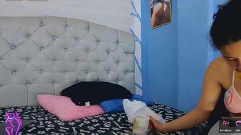 Snapshot of emily_jhons2 chatting on November 5, 2025, 12:38 pm Emily jhon online show from November 5, 2025, 12:38 pm