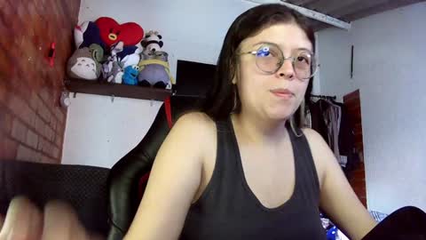 Julieta online show from February 7, 2025, 3:52 pm