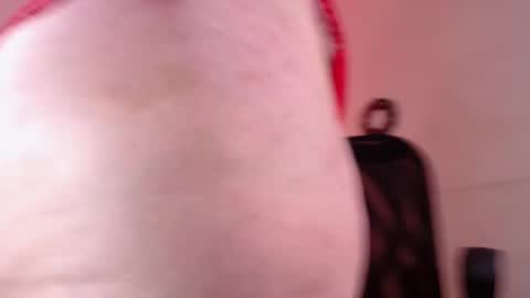 Snapshot of emily_leinn chatting on September 20, 2025, 3:35 pm E M I L Y online show from September 20, 2025, 3:35 pm