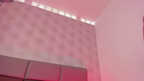 Snapshot of emily_luve chatting on June 5, 2026, 8:03 pm emily_luve online show from June 5, 2026, 8:03 pm