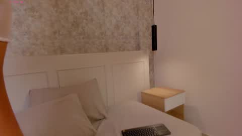 Snapshot of emily_luve chatting on July 8, 2026, 11:37 am emily_luve online show from July 8, 2026, 11:37 am