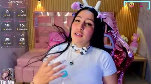 Snapshot of emily_mills_s chatting on October 7, 2025, 8:39 pm Emily online show from October 7, 2025, 8:39 pm