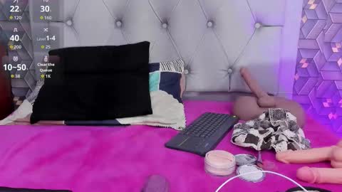 Emily online show from December 5, 2025, 4:54 am