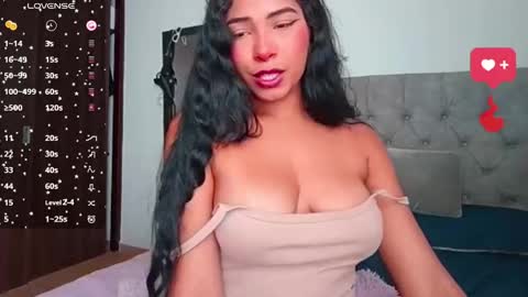 Snapshot of emily_rosse9 chatting on November 14, 2025, 4:28 pm emily_rosse9 online show from November 14, 2025, 4:28 pm