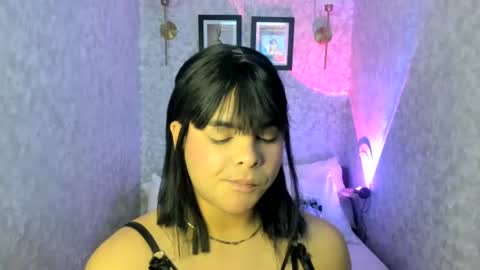 Snapshot of emily_rosue_ chatting on July 16, 2026, 3:12 am emily_rosue_ online show from July 16, 2026, 3:12 am