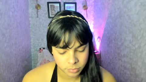 Snapshot of emily_rosue_ chatting on August 8, 2026, 3:30 am emily_rosue_ online show from August 8, 2026, 3:30 am