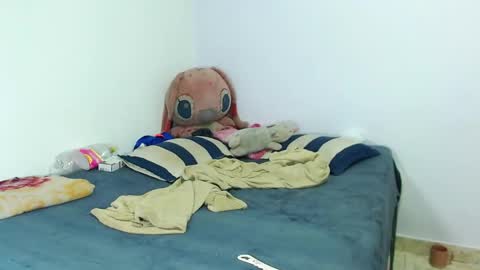 Snapshot of emily_rousxxx chatting on November 4, 2025, 8:30 pm Emily IGEmmily Baussa online show from November 4, 2025, 8:30 pm