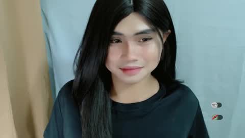 Snapshot of emily_sweeney chatting on February 8, 2025, 3:53 pm emily online show from February 8, 2025, 3:53 pm