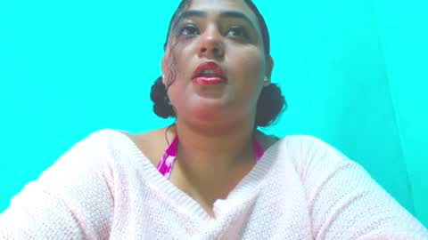 Snapshot of emily_sweet_23 chatting on January 6, 2025, 2:04 am Liss online show from January 6, 2025, 2:04 am