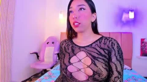 emily_walker4 online show from December 15, 2025, 3:44 am