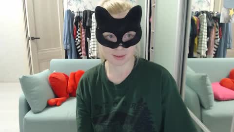 Emily online show from March 29, 2026, 7:25 pm