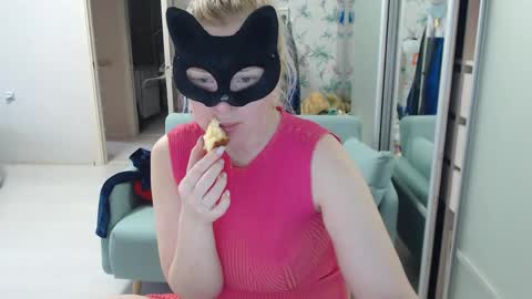 Emily online show from April 28, 2026, 9:36 am