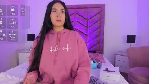 Emilyyy online show from May 29, 2026, 1:20 pm