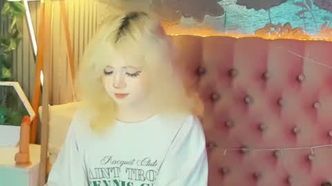 Baby Emelli online show from July 13, 2026, 5:54 am